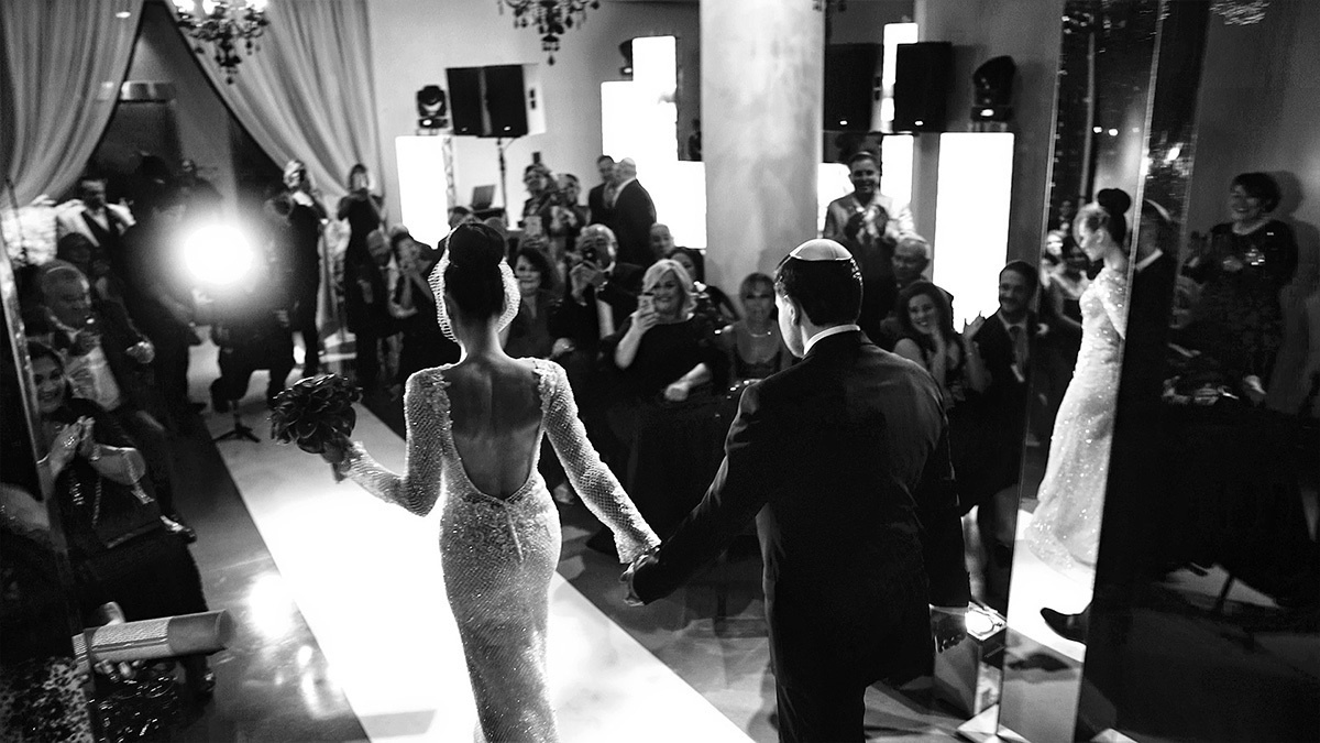 Julia & Pavel – 9/4/2016. Emin Kuliyev — Award-Winning Wedding Photojournalist NYC & USA | Best Wedding Photographer Known for Candid, Timeless Moments