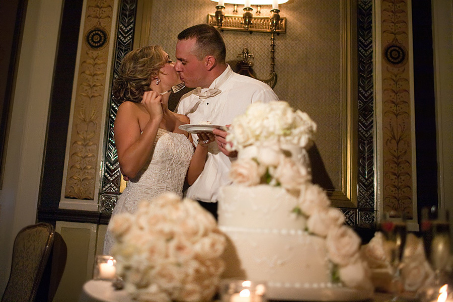 Matthew & Elizabeth – Wedding – 08/15/2009. Emin Kuliyev — Award-Winning Wedding Photojournalist NYC & USA | Best Wedding Photographer Known for Candid, Timeless Moments