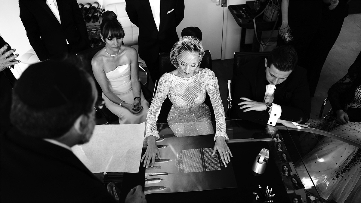 Julia & Pavel – 9/4/2016. Emin Kuliyev — Award-Winning Wedding Photojournalist NYC & USA | Best Wedding Photographer Known for Candid, Timeless Moments