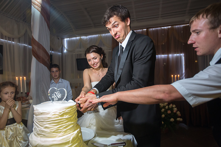 Ksenia & Artem  – Yaroslavl (Russia) 14.07.12. Emin Kuliyev — Award-Winning Wedding Photojournalist NYC & USA | Best Wedding Photographer Known for Candid, Timeless Moments