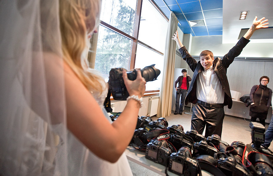 My Workshop in Moscow (Russia) 1-3 March, 2010 – Behind the scene. Emin Kuliyev — Award-Winning Wedding Photojournalist NYC & USA | Best Wedding Photographer Known for Candid, Timeless Moments