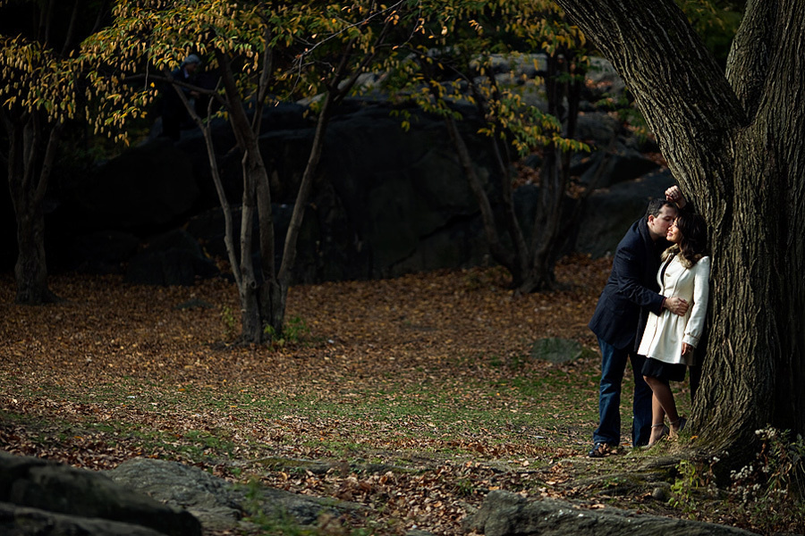 Connie & Bryan – E-Session (November, 6th, 2009). Emin Kuliyev — Award-Winning Wedding Photojournalist NYC & USA | Best Wedding Photographer Known for Candid, Timeless Moments