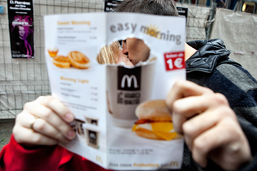 My Workshop in Düsseldorf (Germany) – Behind the scene. Emin Kuliyev — Award-Winning Wedding Photojournalist NYC & USA | Best Wedding Photographer Known for Candid, Timeless Moments