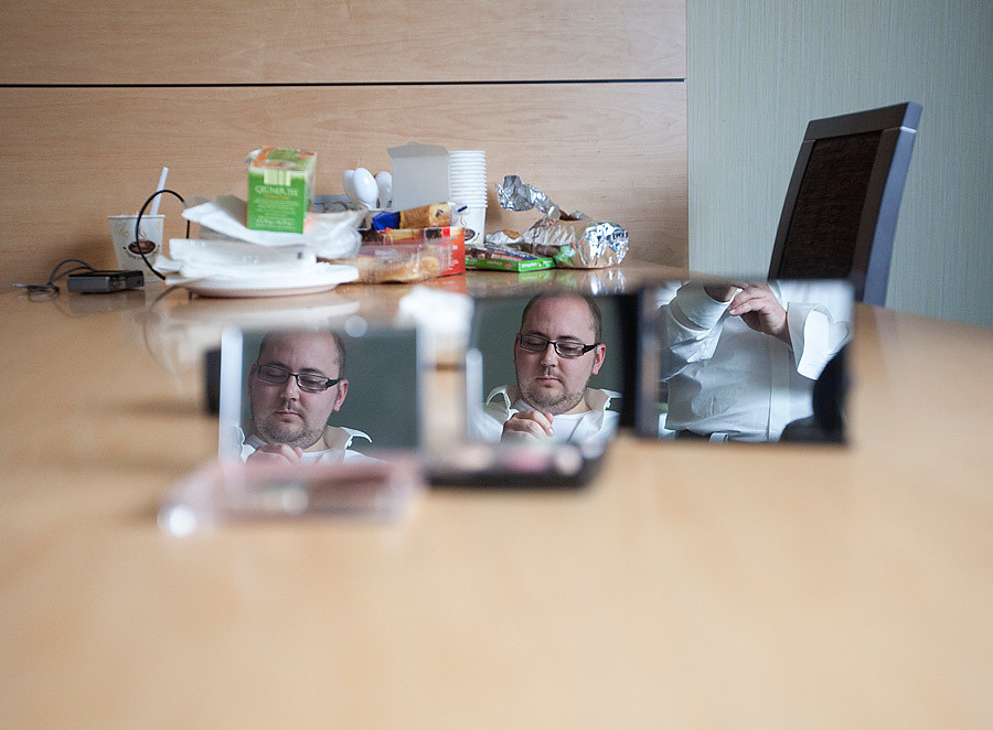 My Workshop in Düsseldorf (Germany) – Behind the scene. Emin Kuliyev — Award-Winning Wedding Photojournalist NYC & USA | Best Wedding Photographer Known for Candid, Timeless Moments