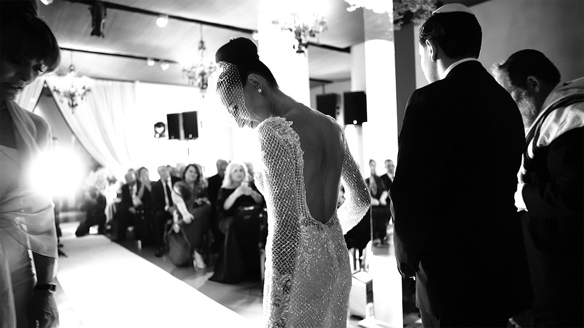 Julia & Pavel – 9/4/2016. Emin Kuliyev — Award-Winning Wedding Photojournalist NYC & USA | Best Wedding Photographer Known for Candid, Timeless Moments