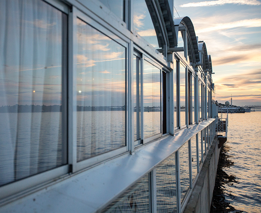 Ksenia & Artem  – Yaroslavl (Russia) 14.07.12. Emin Kuliyev — Award-Winning Wedding Photojournalist NYC & USA | Best Wedding Photographer Known for Candid, Timeless Moments