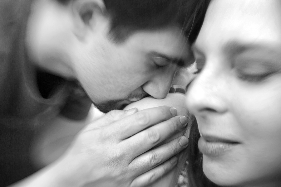 Melissa & Emad – E-Session (April, 27th, 2013). Emin Kuliyev — Award-Winning Wedding Photojournalist NYC & USA | Best Wedding Photographer Known for Candid, Timeless Moments