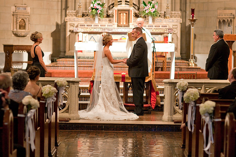 Matthew & Elizabeth – Wedding – 08/15/2009. Emin Kuliyev — Award-Winning Wedding Photojournalist NYC & USA | Best Wedding Photographer Known for Candid, Timeless Moments