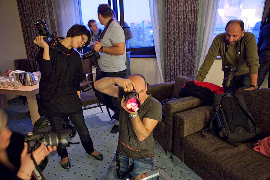 My Workshop in Düsseldorf (Germany) – Behind the scene. Emin Kuliyev — Award-Winning Wedding Photojournalist NYC & USA | Best Wedding Photographer Known for Candid, Timeless Moments