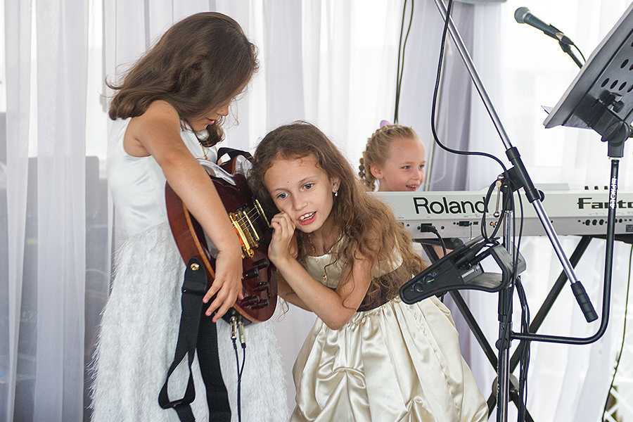 Ksenia & Artem  – Yaroslavl (Russia) 14.07.12. Emin Kuliyev — Award-Winning Wedding Photojournalist NYC & USA | Best Wedding Photographer Known for Candid, Timeless Moments