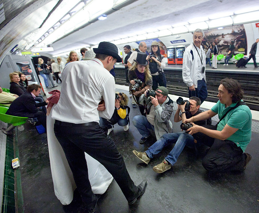 My Wedding Photography Workshops in Paris 18-21 April, 2011 – Behind t. Emin Kuliyev — Award-Winning Wedding Photojournalist NYC & USA | Best Wedding Photographer Known for Candid, Timeless Moments