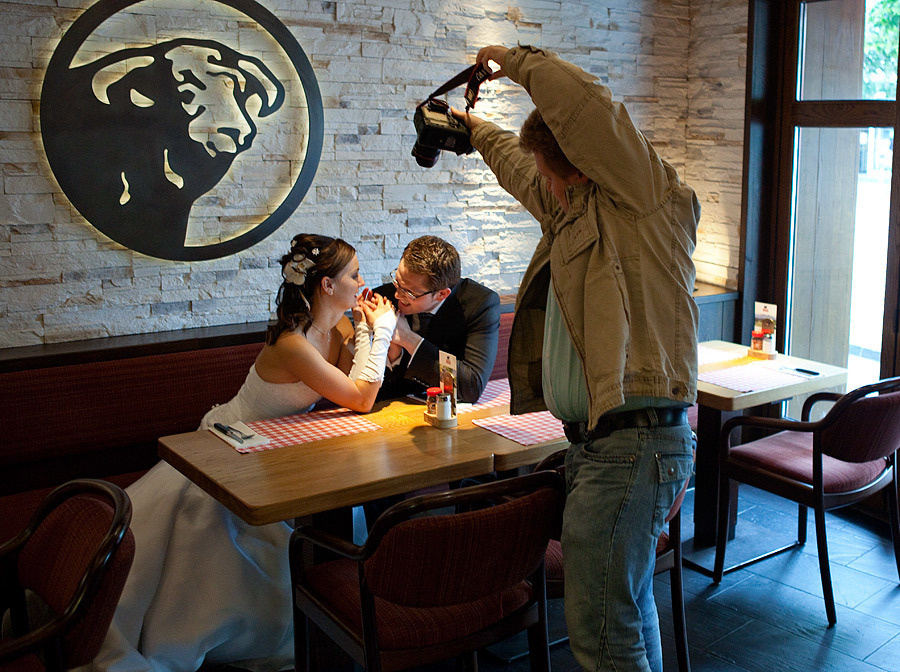 My Workshop in Düsseldorf (Germany) – Behind the scene. Emin Kuliyev — Award-Winning Wedding Photojournalist NYC & USA | Best Wedding Photographer Known for Candid, Timeless Moments