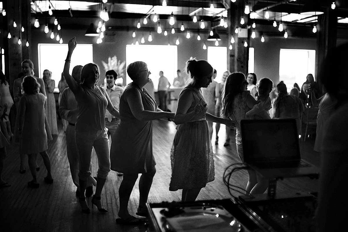 Jenny & Pat – 09/26/2015. Emin Kuliyev — Award-Winning Wedding Photojournalist NYC & USA | Best Wedding Photographer Known for Candid, Timeless Moments