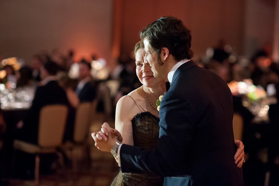 Elizabeth & Maximillian – October 22th,2011. Emin Kuliyev — Award-Winning Wedding Photojournalist NYC & USA | Best Wedding Photographer Known for Candid, Timeless Moments