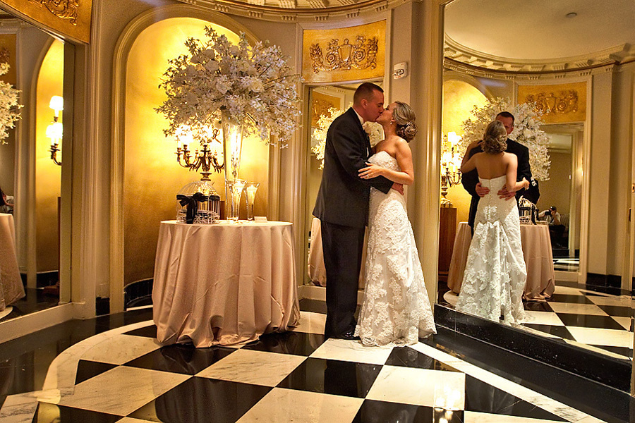 Matthew & Elizabeth – Wedding – 08/15/2009. Emin Kuliyev — Award-Winning Wedding Photojournalist NYC & USA | Best Wedding Photographer Known for Candid, Timeless Moments