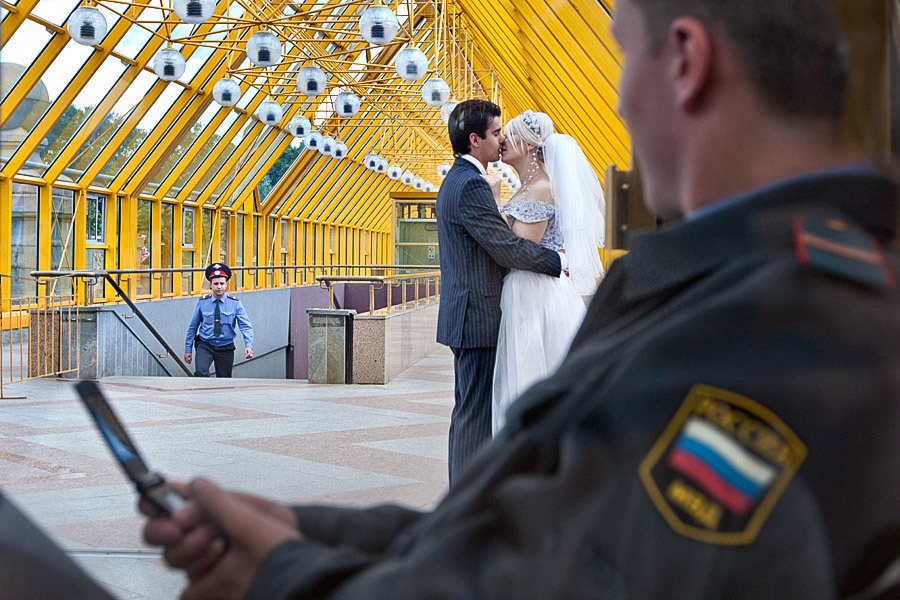 My Wedding Photography Workshop in Moscow (Russia) 6-14 June, 2010 – B. Emin Kuliyev — Award-Winning Wedding Photojournalist NYC & USA | Best Wedding Photographer Known for Candid, Timeless Moments