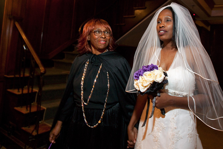 Rona & Charles (October 24, 2009) Halloween wedding – Saint Louis, Mis. Emin Kuliyev — Award-Winning Wedding Photojournalist NYC & USA | Best Wedding Photographer Known for Candid, Timeless Moments