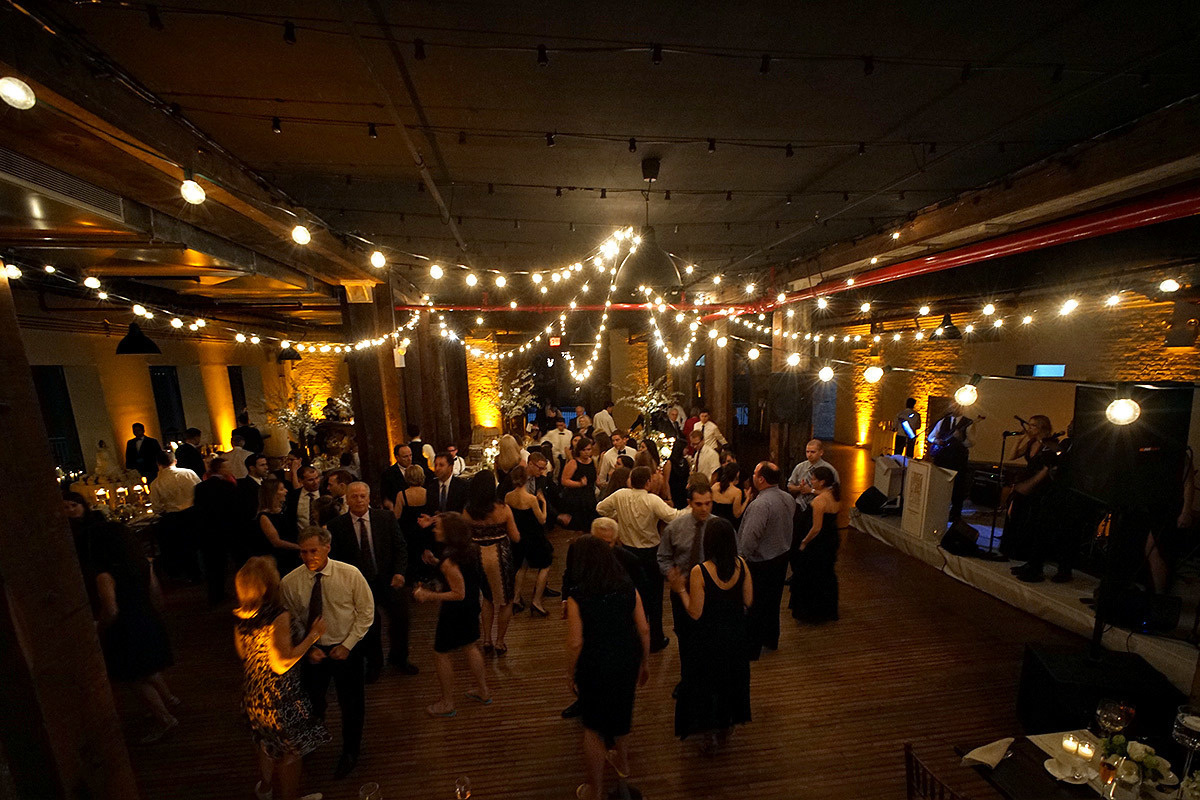 Eric & Debra  –  6/13/2015 (Wedding at Liberty Warehouse). Emin Kuliyev — Award-Winning Wedding Photojournalist NYC & USA | Best Wedding Photographer Known for Candid, Timeless Moments