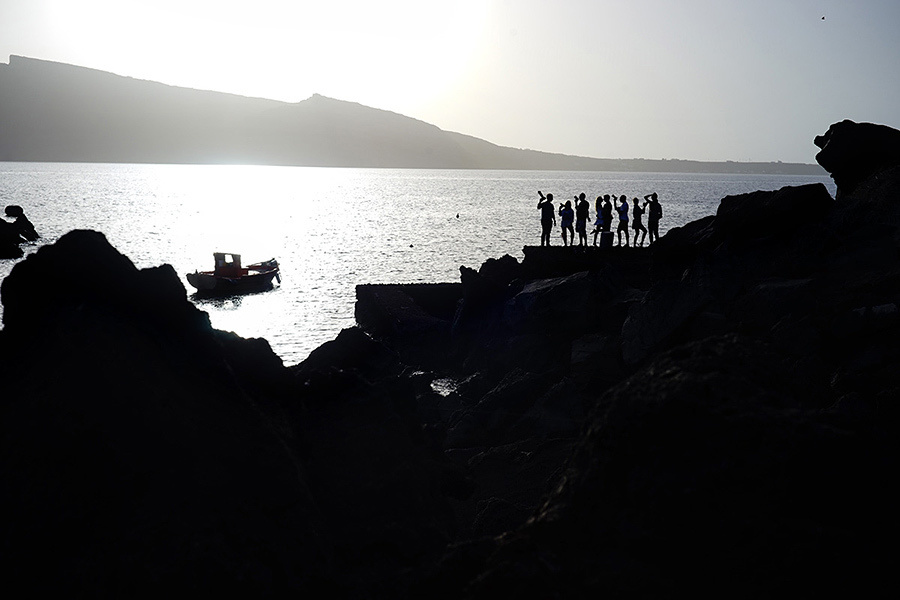 My Wedding Photography Workshop on Santorini –  November, 2014. Emin Kuliyev — Award-Winning Wedding Photojournalist NYC & USA | Best Wedding Photographer Known for Candid, Timeless Moments