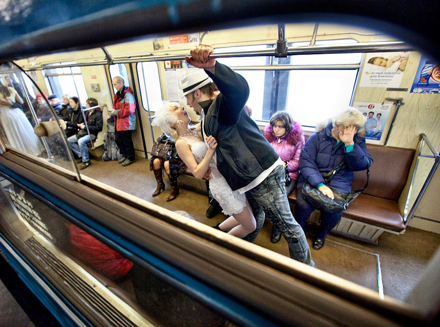 My Wedding Photography Workshops in Moscow (Russia) 22-28 March, 2011. Emin Kuliyev — Award-Winning Wedding Photojournalist NYC & USA | Best Wedding Photographer Known for Candid, Timeless Moments