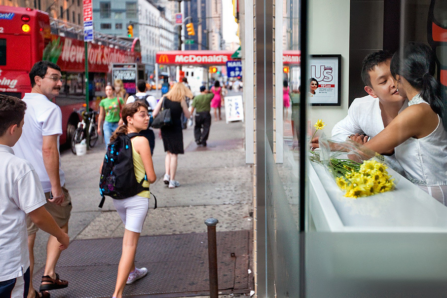 Sheela & Yuang – Engagement – 08/04/2009. Emin Kuliyev — Award-Winning Wedding Photojournalist NYC & USA | Best Wedding Photographer Known for Candid, Timeless Moments