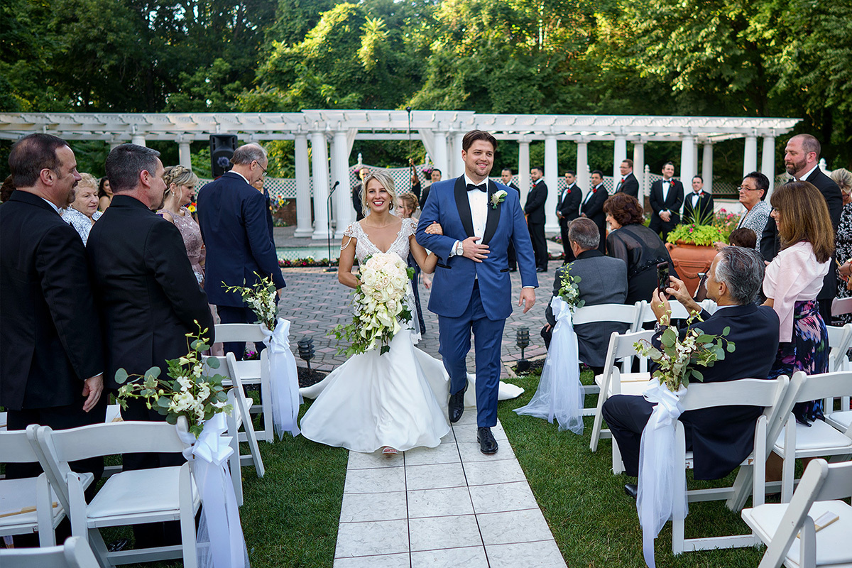 Noel & Adam – June 24th, 2017 (The Shadowbrook). Emin Kuliyev — Award-Winning Wedding Photojournalist NYC & USA | Best Wedding Photographer Known for Candid, Timeless Moments