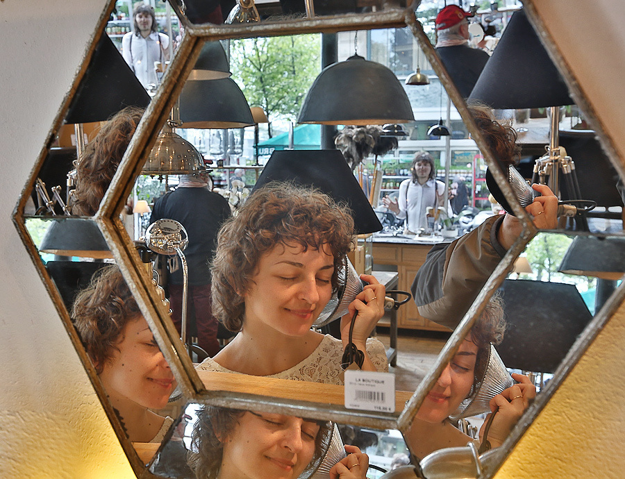 Vanya & Olya – Love story from Paris (4.13.2012). Emin Kuliyev — Award-Winning Wedding Photojournalist NYC & USA | Best Wedding Photographer Known for Candid, Timeless Moments