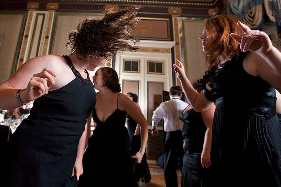 Matthew & Elizabeth – Wedding – 08/15/2009. Emin Kuliyev — Award-Winning Wedding Photojournalist NYC & USA | Best Wedding Photographer Known for Candid, Timeless Moments