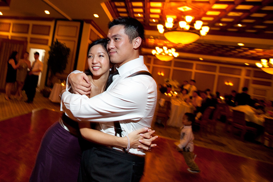 Steven & Florence – 09/19/2010. Emin Kuliyev — Award-Winning Wedding Photojournalist NYC & USA | Best Wedding Photographer Known for Candid, Timeless Moments