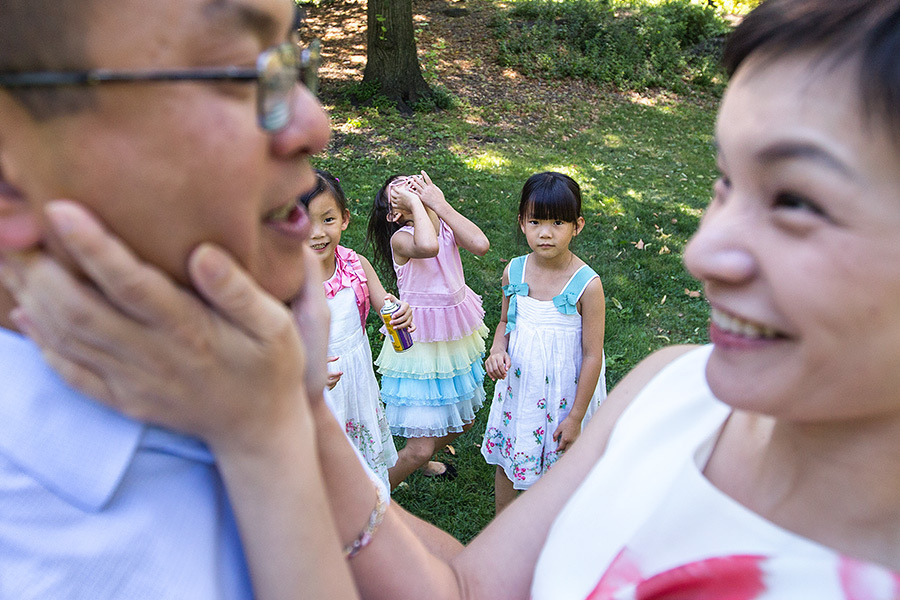 Family Photo Shoot – 08.05.13 (Manhattan, Central Park). Emin Kuliyev — Award-Winning Wedding Photojournalist NYC & USA | Best Wedding Photographer Known for Candid, Timeless Moments