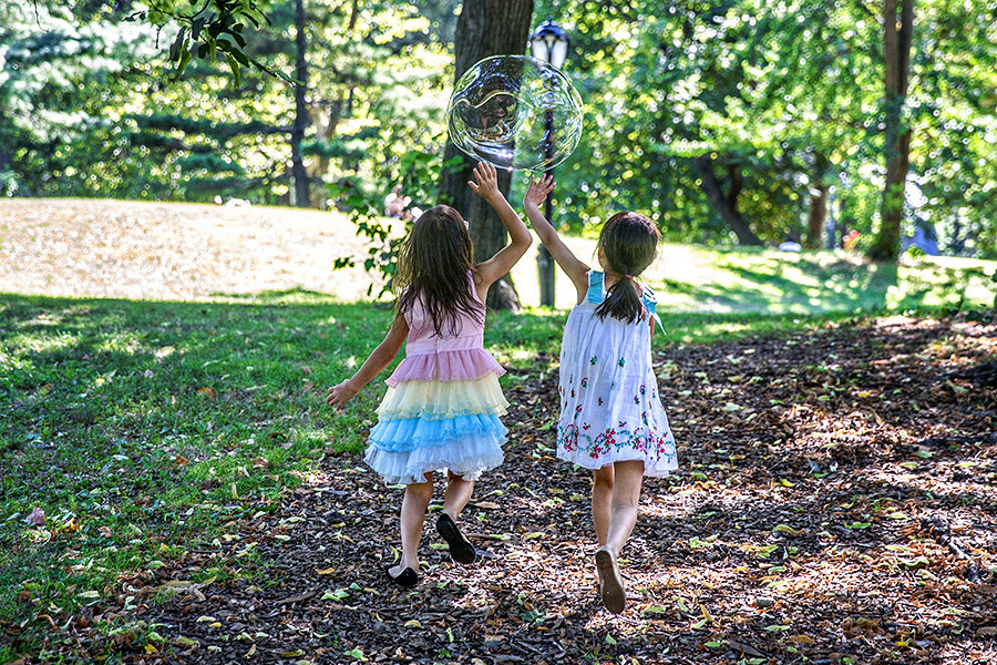 Family Photo Shoot – 08.05.13 (Manhattan, Central Park). Emin Kuliyev — Award-Winning Wedding Photojournalist NYC & USA | Best Wedding Photographer Known for Candid, Timeless Moments