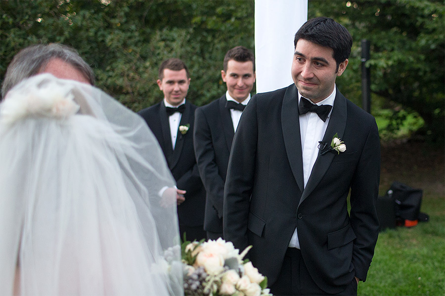 Emily & Kyle – (September 28th, 2013). Emin Kuliyev — Award-Winning Wedding Photojournalist NYC & USA | Best Wedding Photographer Known for Candid, Timeless Moments