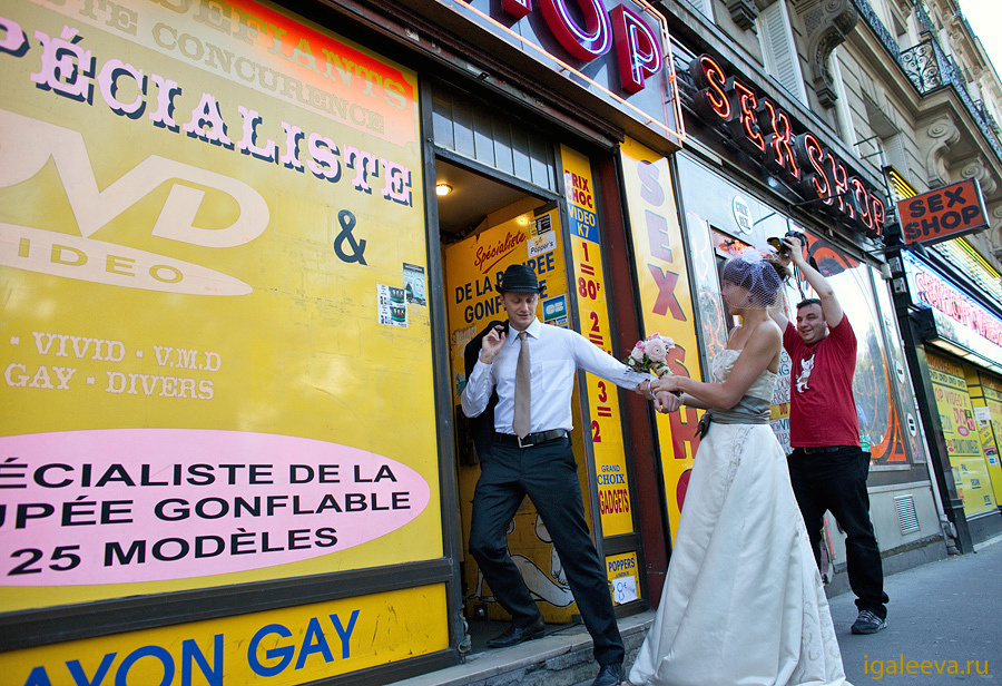 My Wedding Photography Workshops in Paris 18-21 April, 2011 – Behind t. Emin Kuliyev — Award-Winning Wedding Photojournalist NYC & USA | Best Wedding Photographer Known for Candid, Timeless Moments