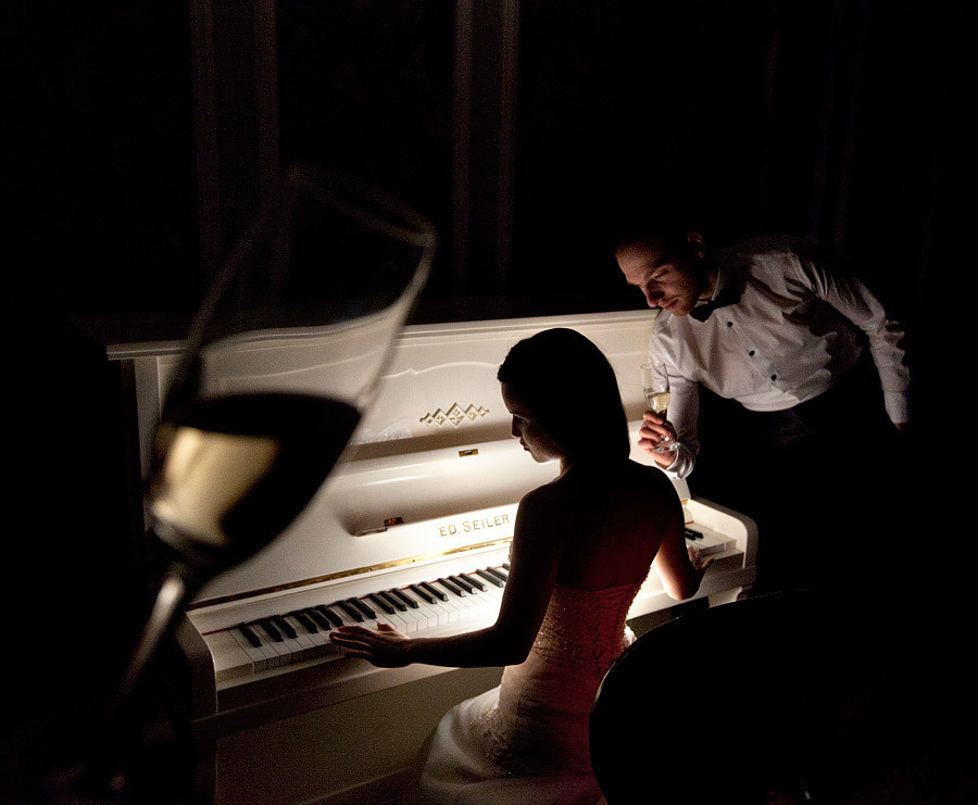 My Wedding Photography Workshops in Moscow (Russia) 22-28 March, 2011. Emin Kuliyev — Award-Winning Wedding Photojournalist NYC & USA | Best Wedding Photographer Known for Candid, Timeless Moments