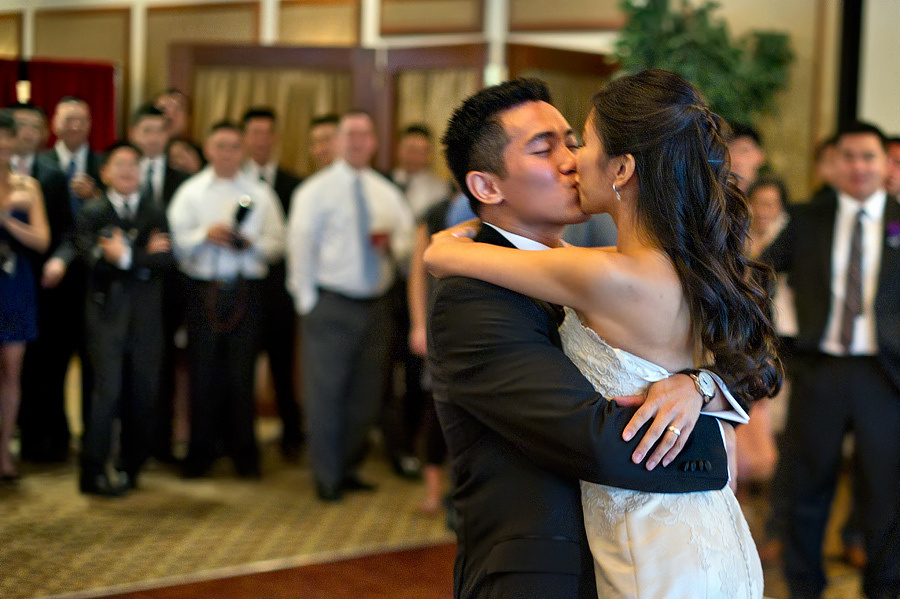 Steven & Florence – 09/19/2010. Emin Kuliyev — Award-Winning Wedding Photojournalist NYC & USA | Best Wedding Photographer Known for Candid, Timeless Moments