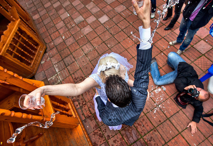 My Wedding Photography Workshop in Moscow (Russia) 6-14 June, 2010 – B. Emin Kuliyev — Award-Winning Wedding Photojournalist NYC & USA | Best Wedding Photographer Known for Candid, Timeless Moments