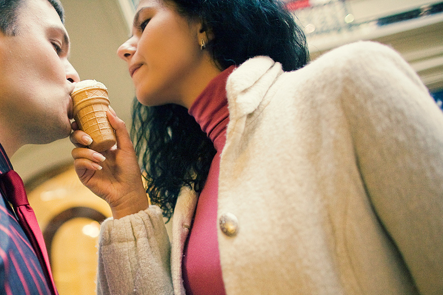 Alexandr & Nastya – Engagement – 09/11/2008. Emin Kuliyev — Award-Winning Wedding Photojournalist NYC & USA | Best Wedding Photographer Known for Candid, Timeless Moments