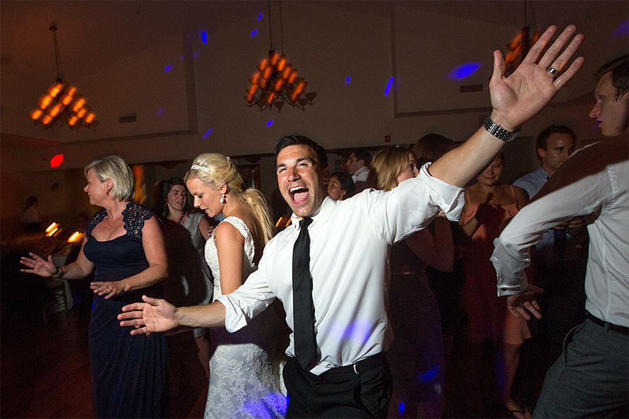 Martina & Stephen 7-6-13 (Methuen, MA). Emin Kuliyev — Award-Winning Wedding Photojournalist NYC & USA | Best Wedding Photographer Known for Candid, Timeless Moments