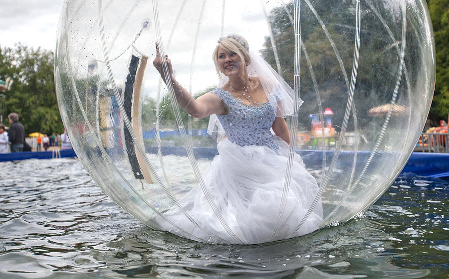 My Wedding Photography Workshop in Moscow (Russia) 6-14 June, 2010 – B. Emin Kuliyev — Award-Winning Wedding Photojournalist NYC & USA | Best Wedding Photographer Known for Candid, Timeless Moments