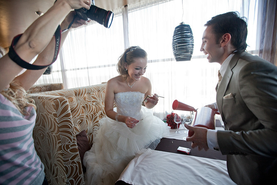 My Workshop in Moscow (Russia) 1-3 March, 2010 – Behind the scene. Emin Kuliyev — Award-Winning Wedding Photojournalist NYC & USA | Best Wedding Photographer Known for Candid, Timeless Moments