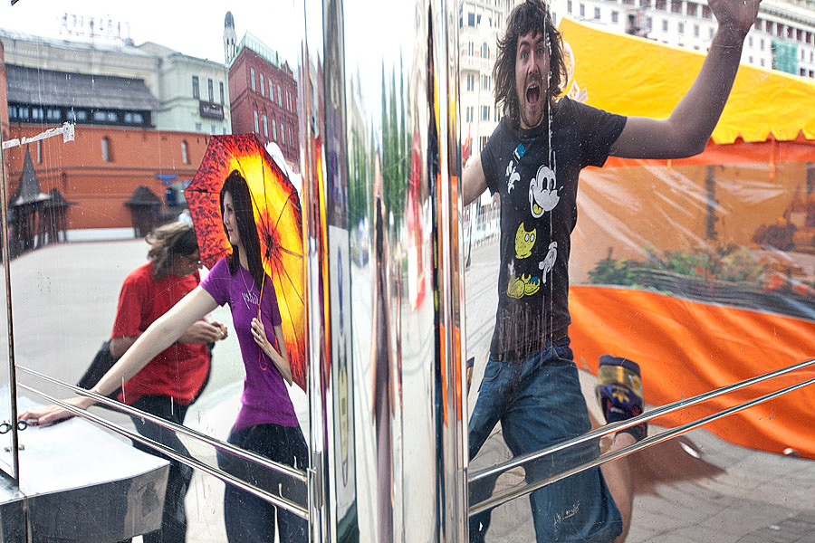 My Wedding Photography Workshop in Moscow (Russia) 6-14 June, 2010 – B. Emin Kuliyev — Award-Winning Wedding Photojournalist NYC & USA | Best Wedding Photographer Known for Candid, Timeless Moments