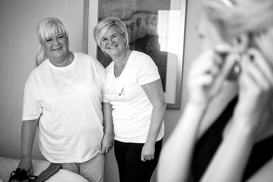 Martina & Stephen 7-6-13 (Methuen, MA). Emin Kuliyev — Award-Winning Wedding Photojournalist NYC & USA | Best Wedding Photographer Known for Candid, Timeless Moments