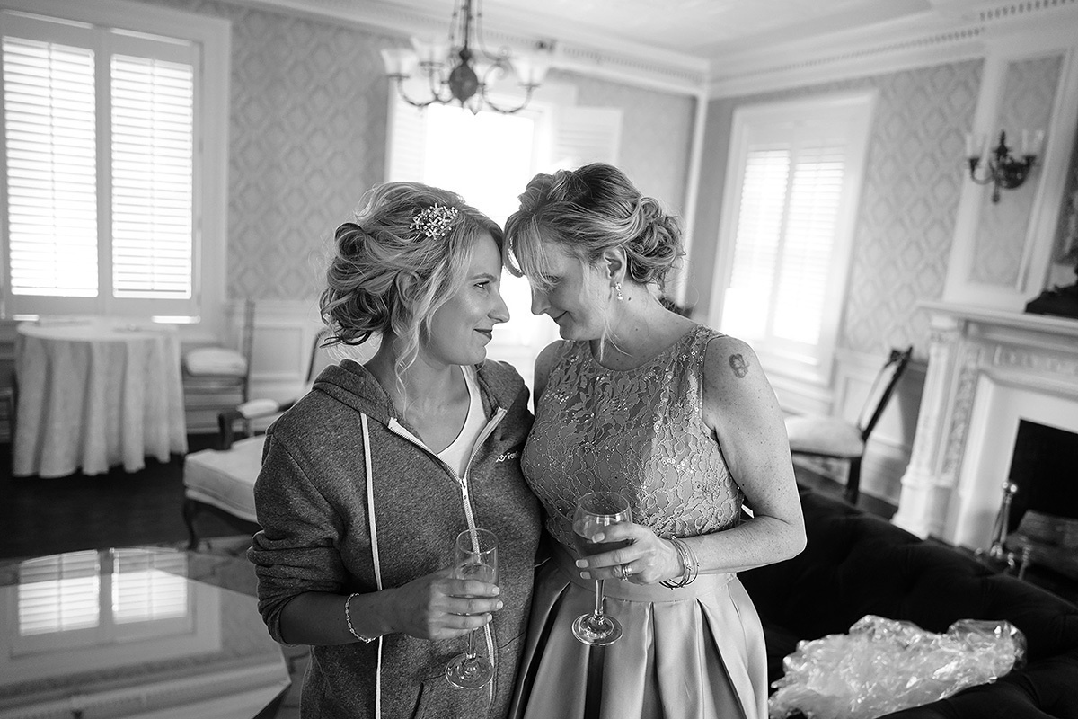 Noel & Adam – June 24th, 2017 (The Shadowbrook). Emin Kuliyev — Award-Winning Wedding Photojournalist NYC & USA | Best Wedding Photographer Known for Candid, Timeless Moments