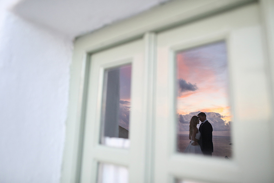 My Wedding Photography Workshop on Santorini –  November, 2014. Emin Kuliyev — Award-Winning Wedding Photojournalist NYC & USA | Best Wedding Photographer Known for Candid, Timeless Moments