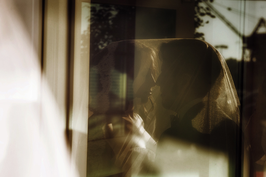 Elizabeth & Maximillian – October 22th,2011. Emin Kuliyev — Award-Winning Wedding Photojournalist NYC & USA | Best Wedding Photographer Known for Candid, Timeless Moments