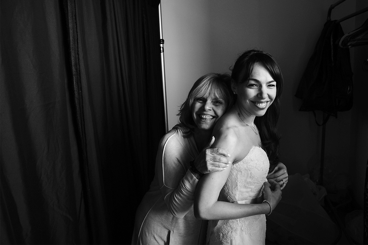 Eric & Debra  –  6/13/2015 (Wedding at Liberty Warehouse). Emin Kuliyev — Award-Winning Wedding Photojournalist NYC & USA | Best Wedding Photographer Known for Candid, Timeless Moments