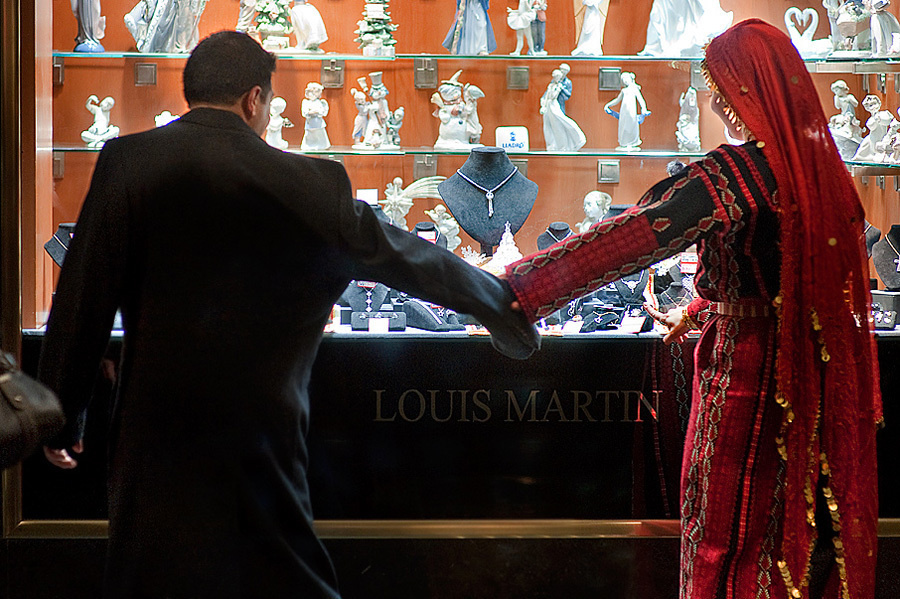 Razeq & Warsy – Wedding (12.13.08 – Day One). Emin Kuliyev — Award-Winning Wedding Photojournalist NYC & USA | Best Wedding Photographer Known for Candid, Timeless Moments