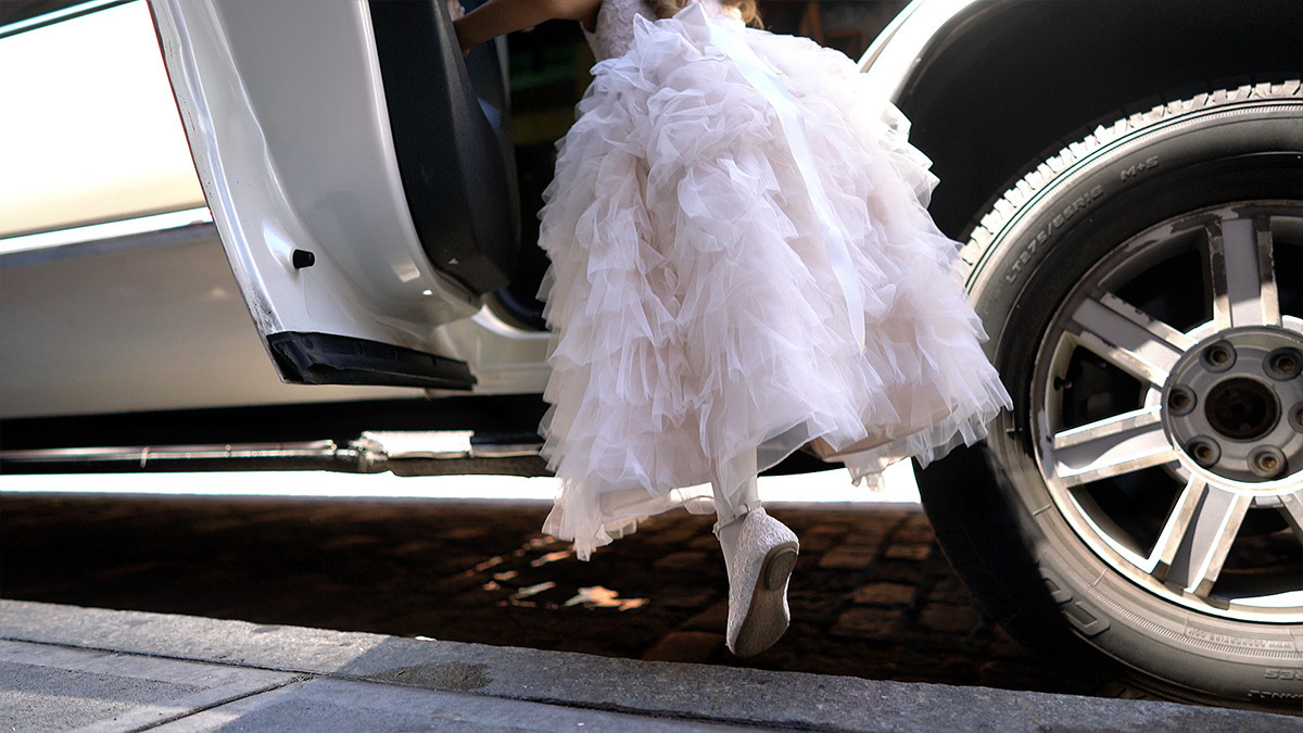 Julissa & Edwin – 7/4/2016. Emin Kuliyev — Award-Winning Wedding Photojournalist NYC & USA | Best Wedding Photographer Known for Candid, Timeless Moments