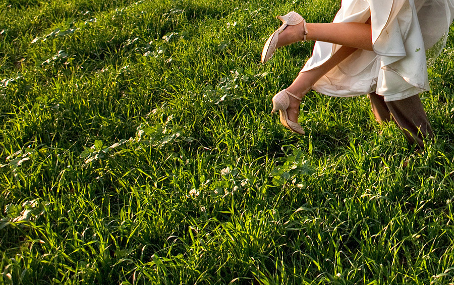 Masha & Andrey – October 3rd, 2009 – Paris (France). Emin Kuliyev — Award-Winning Wedding Photojournalist NYC & USA | Best Wedding Photographer Known for Candid, Timeless Moments