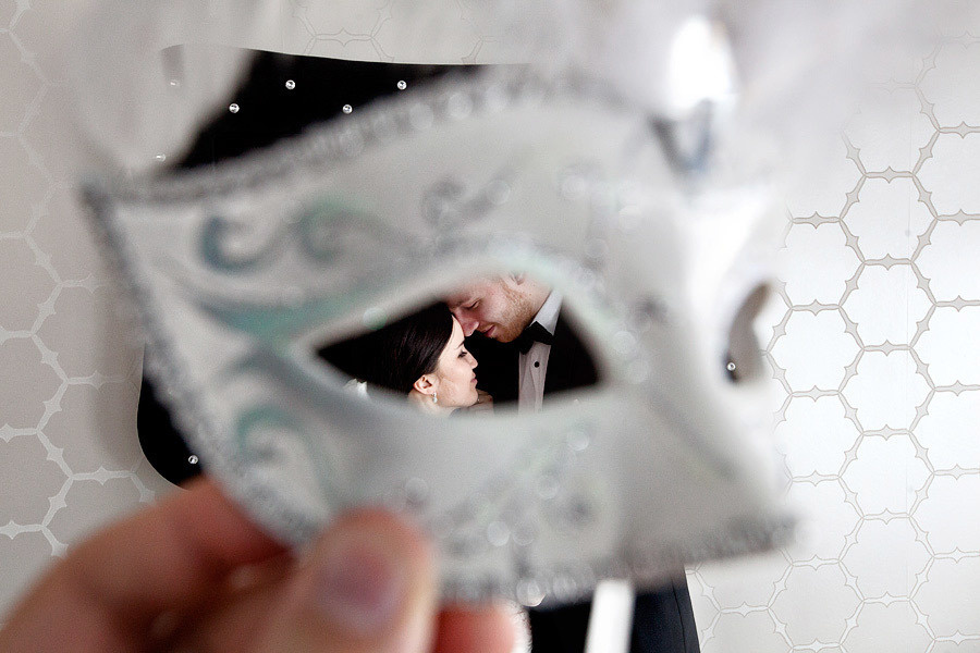 My Wedding Photography Workshops in Moscow (Russia) 22-28 March, 2011. Emin Kuliyev — Award-Winning Wedding Photojournalist NYC & USA | Best Wedding Photographer Known for Candid, Timeless Moments